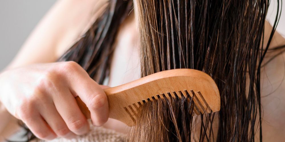 découvrez nos conseils et astuces pour prévenir la perte de cheveux après l'accouchement. apprenez à prendre soin de votre cuir chevelu et à nourrir vos cheveux pour retrouver une chevelure pleine de vitalité durant la période du post-partum.