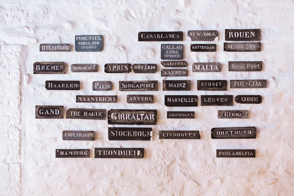 découvrez une liste variée de prénoms féminins, classiques et modernes, pour vous inspirer dans le choix du nom parfait.