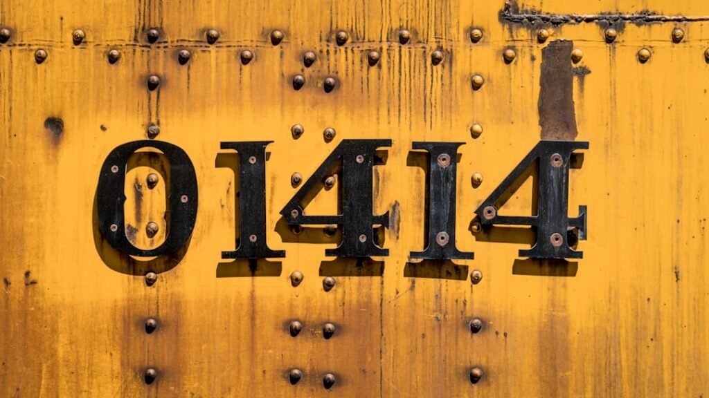 découvrez les secrets de la numérologie et comment les chiffres influencent votre vie, votre personnalité et votre avenir.